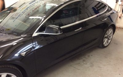 3 Ways Ceramic Tinting Heat Rejection Film Protects You and Your Car