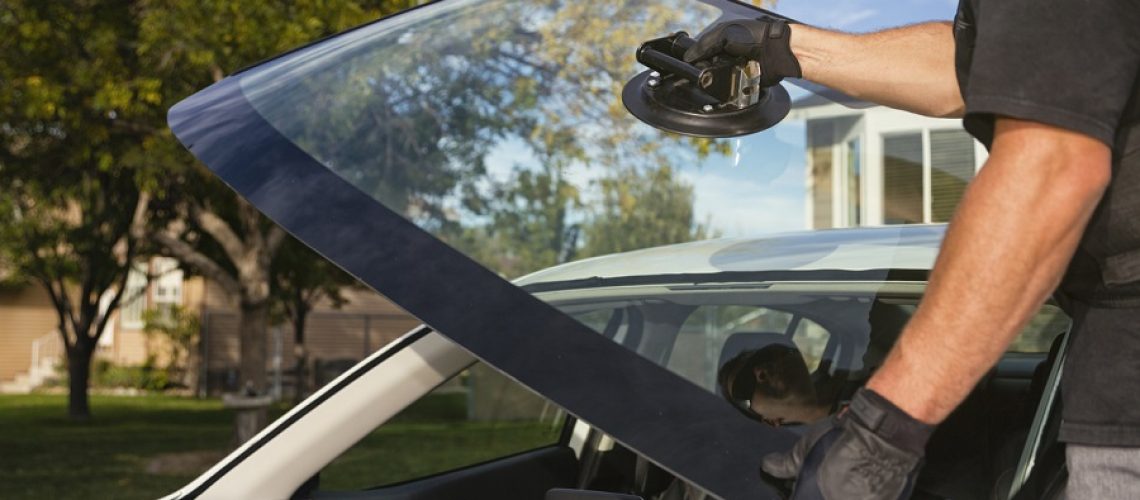 advantages of mobile windshield repairs